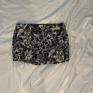 Banana Republic Black and White Mini Skirt Casual